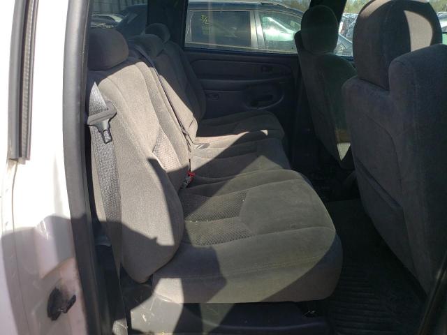 Photo 11 from auction – 2004 CHEVROLET SILVERADO with VIN 1GCHC23U54F143906