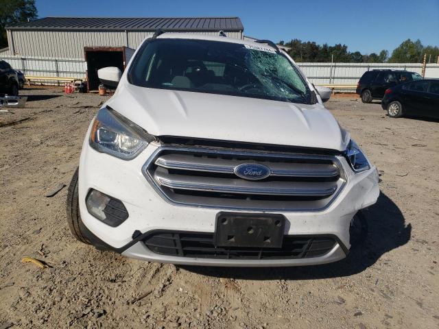 Photo 5 from auction – 2017 FORD ESCAPE SE with VIN 1FMCU9GD8HUE61669