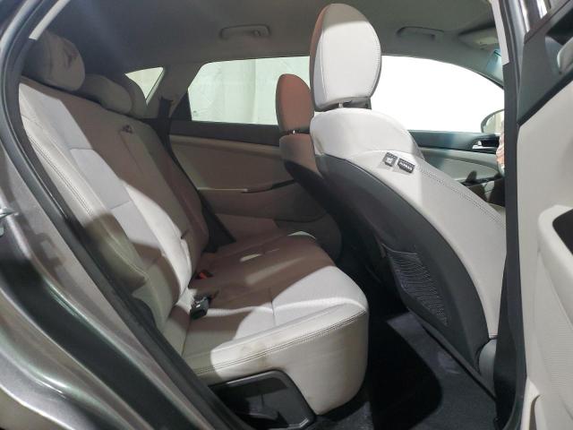 Photo 11 from auction – 2020 HYUNDAI TUCSON SE with VIN KM8J2CA48LU160217