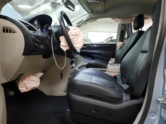 Photo 7 from auction – 2016 CHRYSLER TOWN & COU with VIN 2C4RC1BG6GR255492