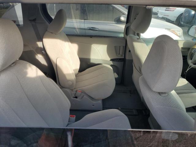 Photo 11 from auction – 2011 TOYOTA SIENNA LE with VIN 5TDJK3DC2BS025860