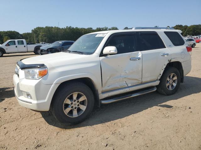 TOYOTA 4RUNNER SR 2011 с VIN JTEBU5JR2B5049614 - Фото с аукциона