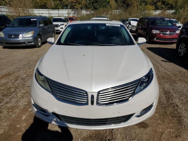 Photo 5 from auction – 2016 LINCOLN MKZ with VIN 3LN6L2G95GR612086