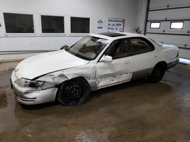 LEXUS ES 300 1996 with VIN JT8BF12GXT0183837 - Photo from auction