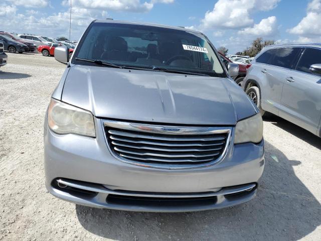 Photo 5 from auction – 2014 CHRYSLER TOWN & COU with VIN 2C4RC1BG3ER268858