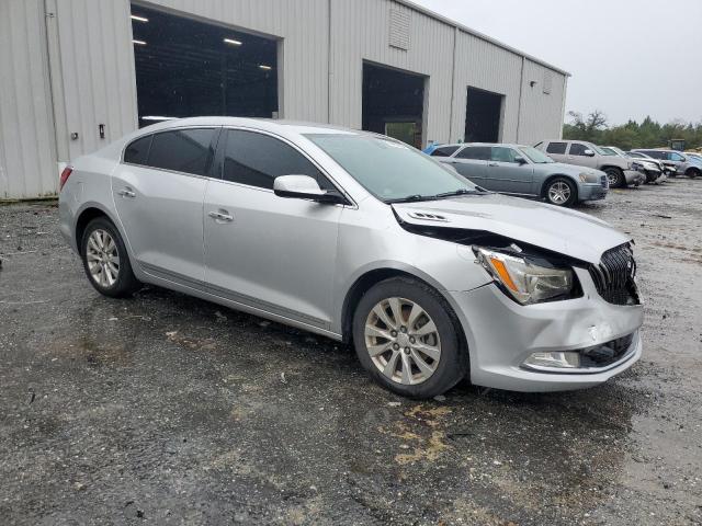 Photo 4 from auction – 2015 BUICK LACROSSE with VIN 1G4GA5GRXFF325804