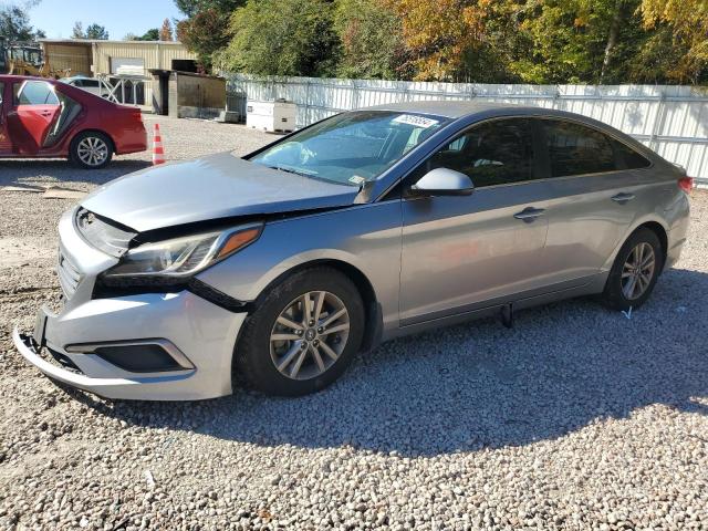 HYUNDAI SONATA SE 2017 with VIN 5NPE24AF3HH587724 - Photo from auction