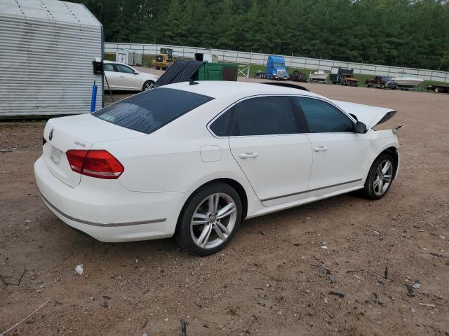 Photo 3 from auction – 2015 VOLKSWAGEN PASSAT SEL with VIN 1VWCS7A39FC105634