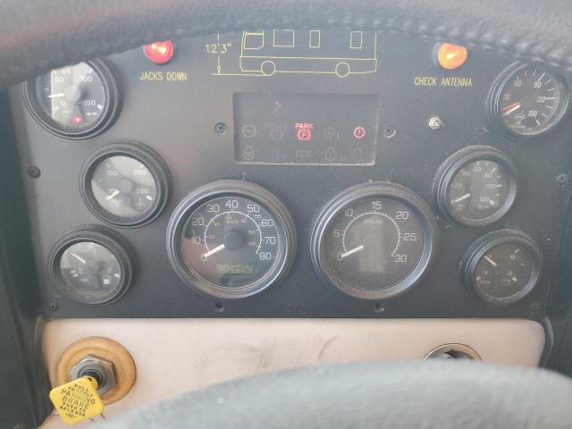Photo 8 from auction – 2002 WINNEBAGO ULT.ADVANT with VIN 4VZBN24912C040344