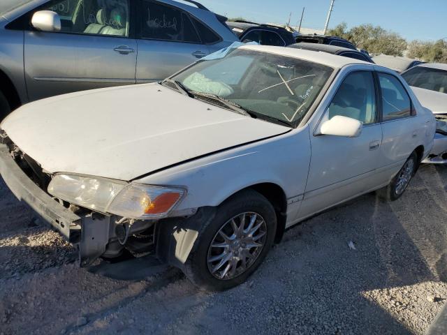 TOYOTA CAMRY CE 2000 with VIN JT2BG22K7Y0438811 - Photo from auction