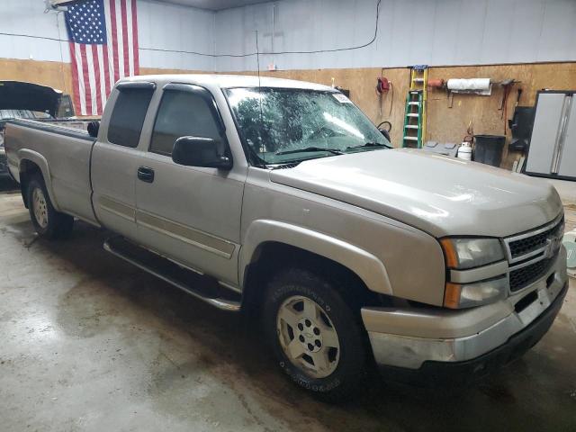 Photo 4 from auction – 2007 CHEVROLET SILVERADO with VIN 1GCEK19Z37E142525