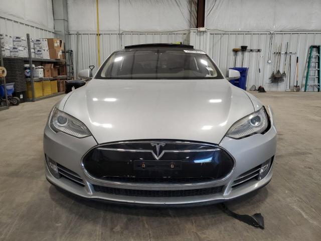 Photo 5 from auction – 2012 TESLA MODEL S with VIN 5YJSA1DP6CFS00048