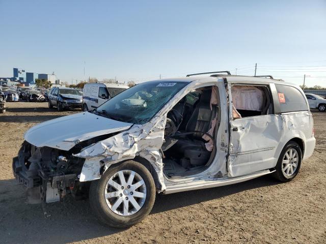 CHRYSLER TOWN & COU 2016 with VIN 2C4RC1BG1GR118573 - Photo from auction