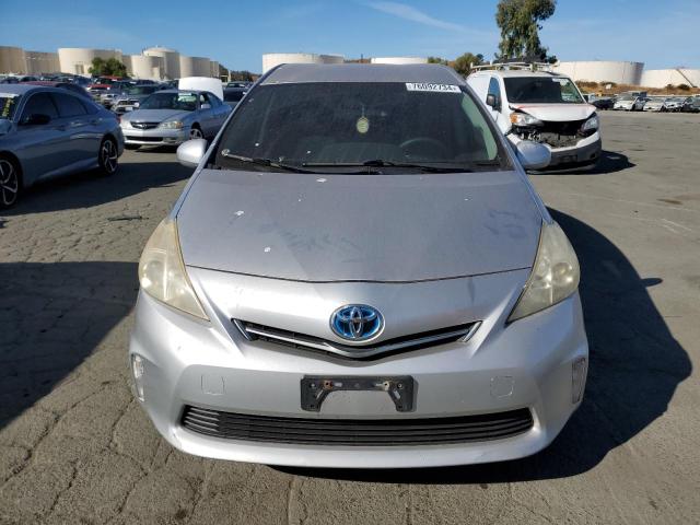 Photo 5 from auction – 2013 TOYOTA PRIUS V with VIN JTDZN3EU1D3245481