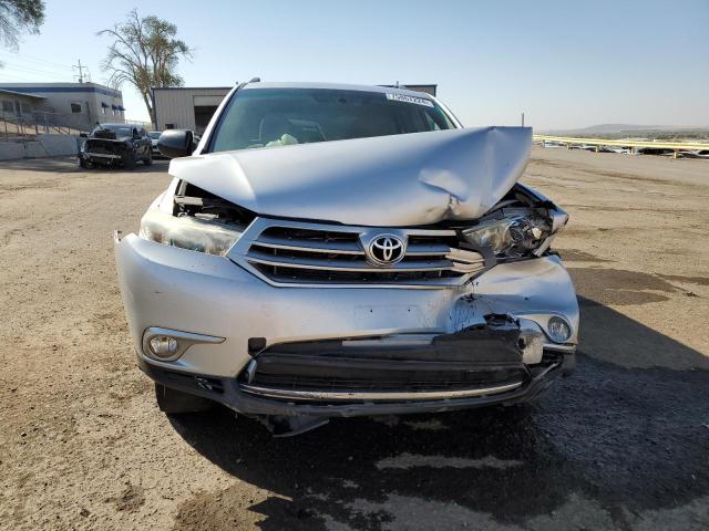 Photo 5 from auction – 2012 TOYOTA HIGHLANDER with VIN 5TDBK3EH9CS169972