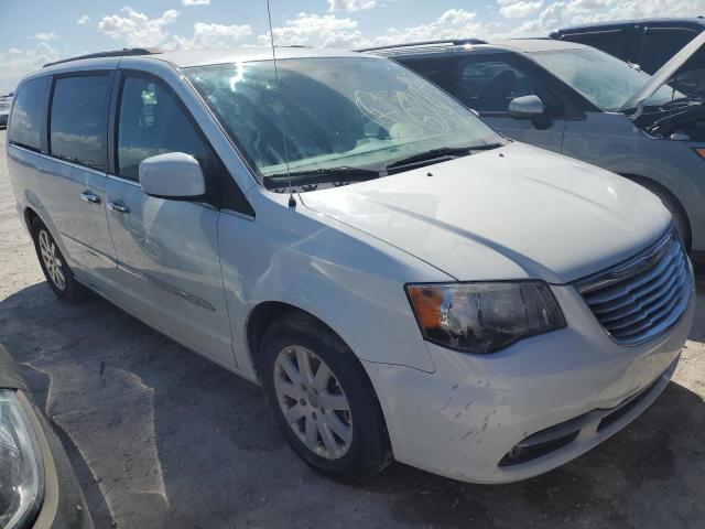 Photo 4 from auction – 2016 CHRYSLER TOWN & COU with VIN 2C4RC1BG1GR253973