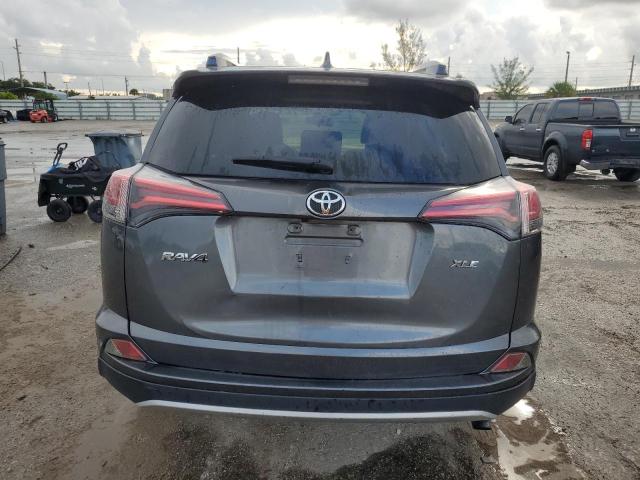 Photo 6 from auction – 2017 TOYOTA RAV4 XLE with VIN JTMWFREV2HD101868