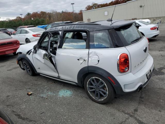 Photo 2 from auction – 2016 MINI COOPER S C with VIN WMWZC5C5XGWT38612