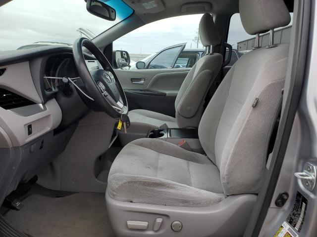 Photo 7 from auction – 2017 TOYOTA SIENNA LE with VIN 5TDKZ3DC8HS833400