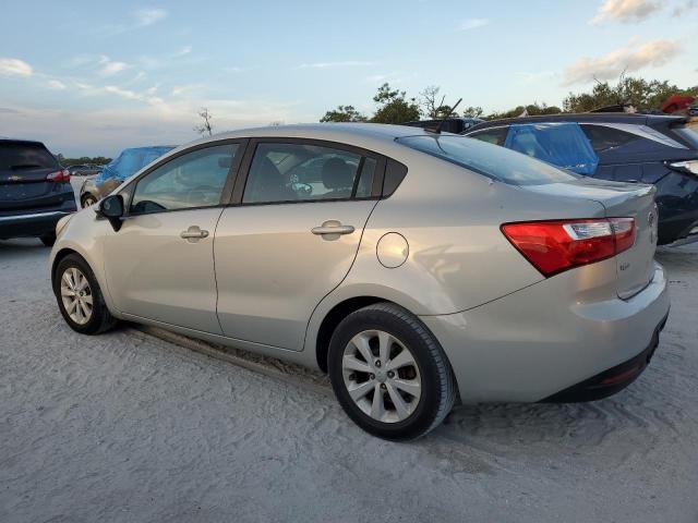Foto 2 de la subasta – 2013 KIA RIO EX con VIN KNADN4A3XD6120357