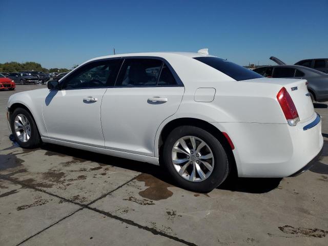 Photo 2 from auction – 2015 CHRYSLER 300 LIMITE with VIN 2C3CCAAG4FH792037