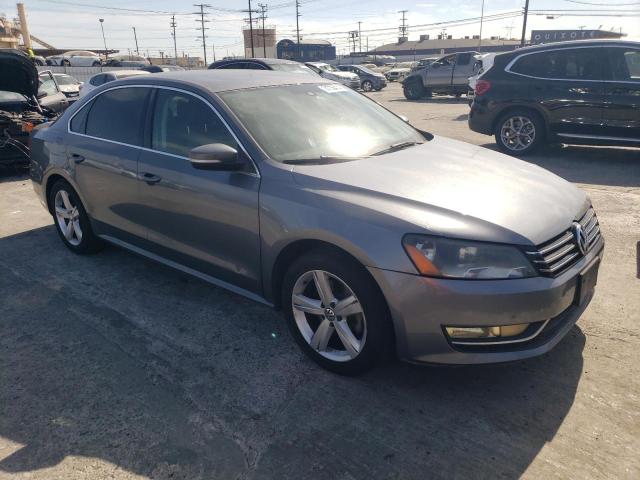 Photo 4 from auction – 2015 VOLKSWAGEN PASSAT S with VIN 1VWAT7A38FC104964