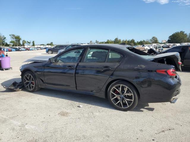 Zdjęcie 2 z aukcji – 2022 BMW 530E z VIN WBA13AG04NCK73856