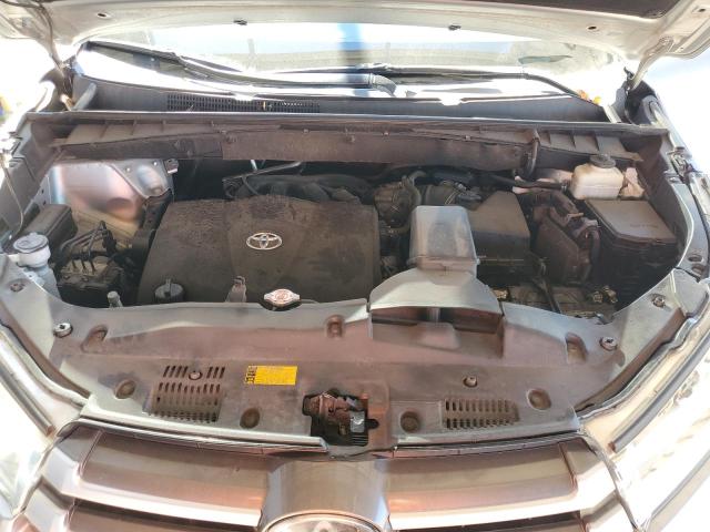 Photo 11 from auction – 2018 TOYOTA HIGHLANDER with VIN 5TDZZRFH2JS285085