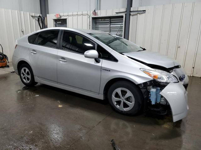 Photo 4 from auction – 2013 TOYOTA PRIUS with VIN JTDKN3DU2D5645055
