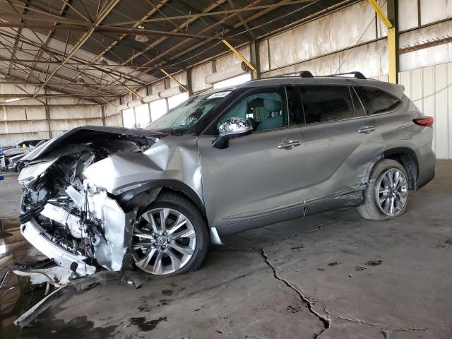 TOYOTA HIGHLANDER 2022 with VIN 5TDYARAHXNS013268 - Photo from auction