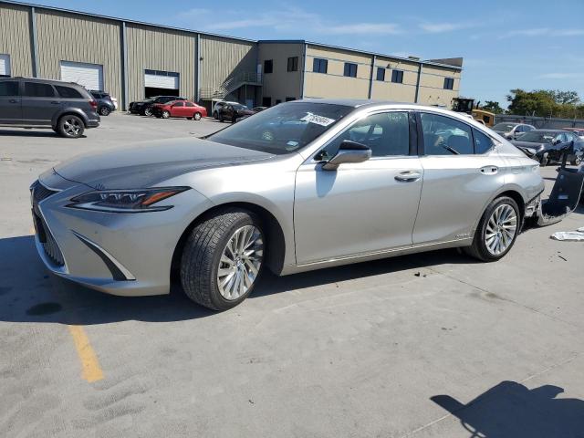 LEXUS ES 300H UL 2021 with VIN 58AFA1C10MU004330 - Photo from auction