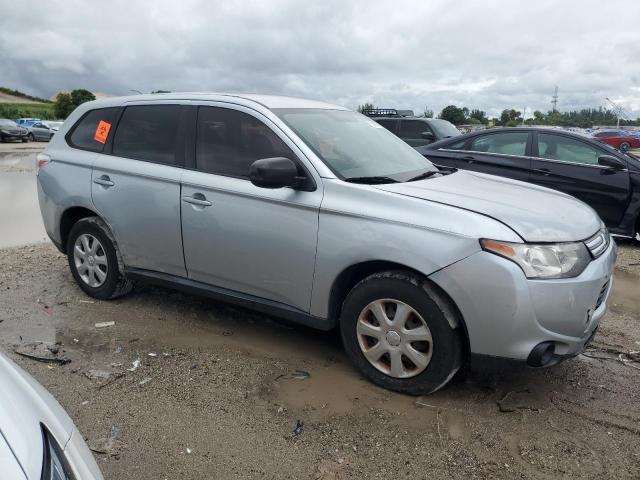 Foto 4 de la subasta – 2014 MITSUBISHI OUTLANDER con VIN JA4AD2A37EZ017288