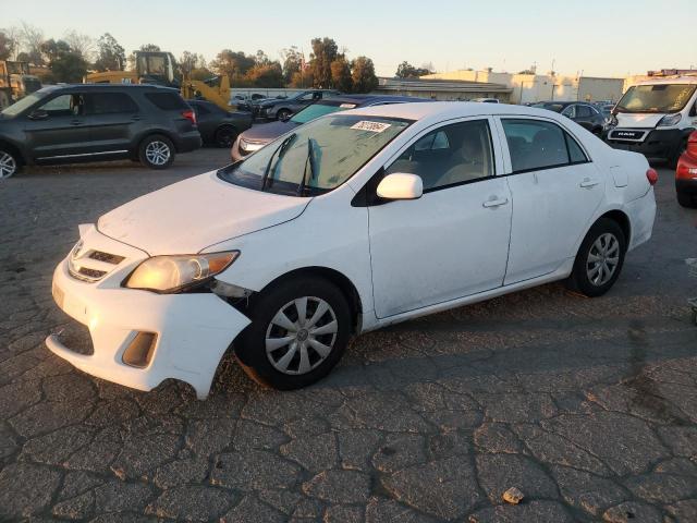 TOYOTA COROLLA BA 2013 with VIN 2T1BU4EE0DC122894 - Photo from auction