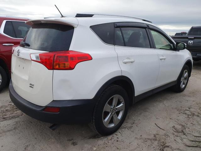 Photo 3 from auction – 2015 TOYOTA RAV4 XLE with VIN JTMRFREV9FJ019082