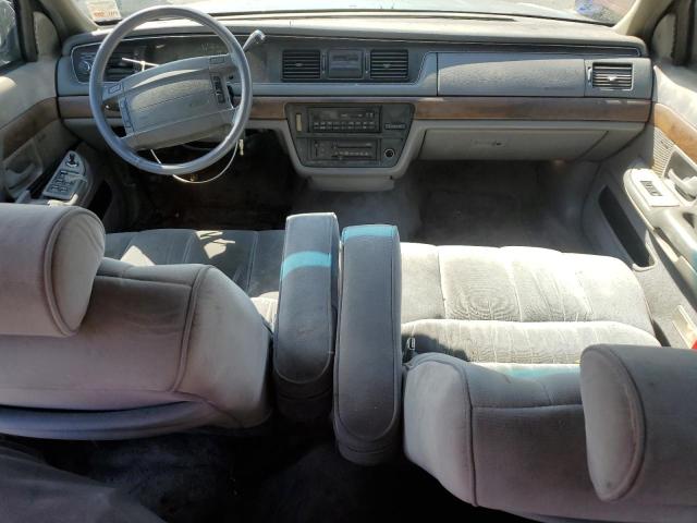 Photo 8 from auction – 1993 FORD CROWN VICT with VIN 2FACP74W3PX154168