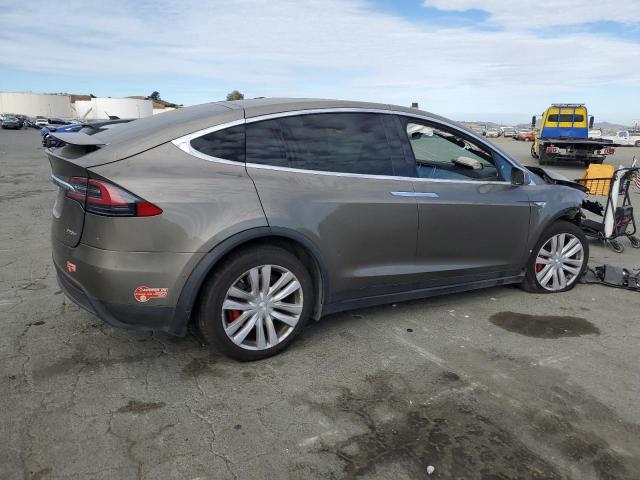 Photo 3 from auction – 2016 TESLA MODEL X with VIN 5YJXCBE48GF001132