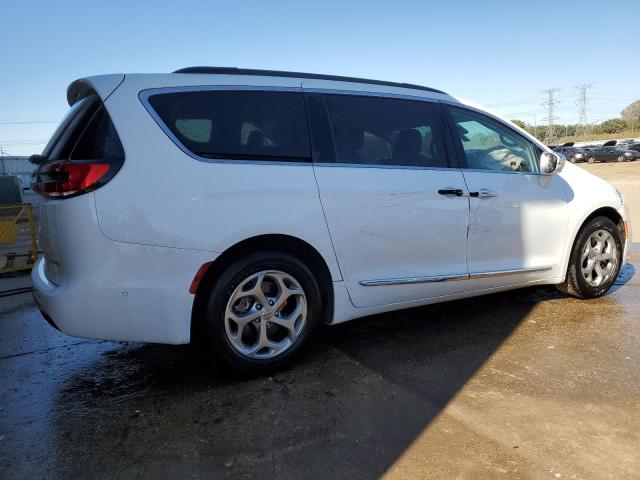 Photo 3 from auction – 2022 CHRYSLER PACIFICA L with VIN 2C4RC1GG4NR233271