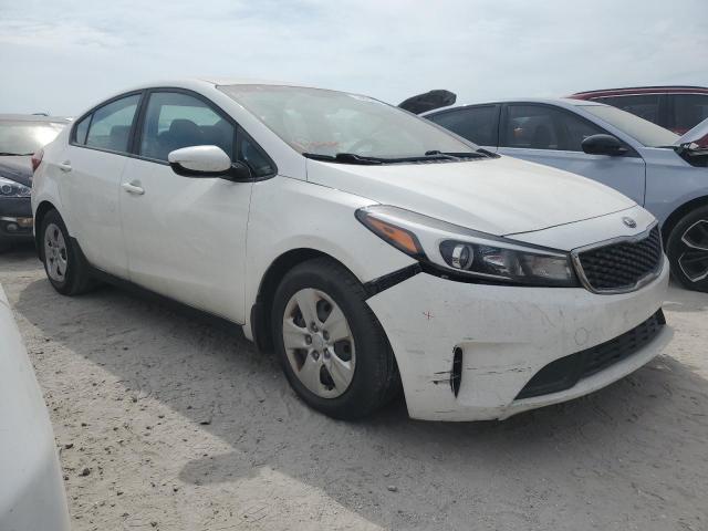 Photo 4 from auction – 2017 KIA FORTE LX with VIN 3KPFK4A74HE130972