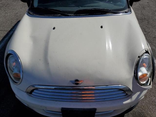 Photo 11 from auction – 2011 MINI COOPER CLU with VIN WMWZF3C54BT188809