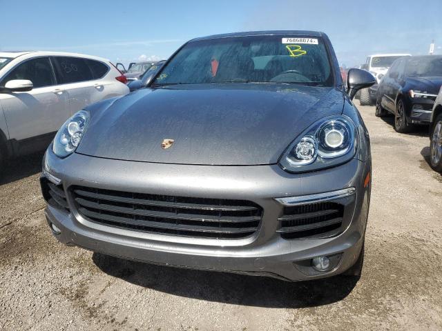 Photo 5 from auction – 2016 PORSCHE CAYENNE with VIN WP1AF2A25GLA40158