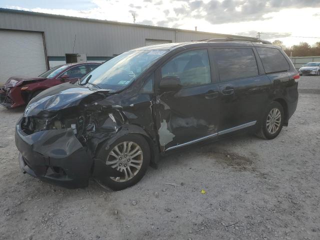 Photo 1 from auction – 2012 TOYOTA SIENNA XLE with VIN 5TDYK3DC8CS225481
