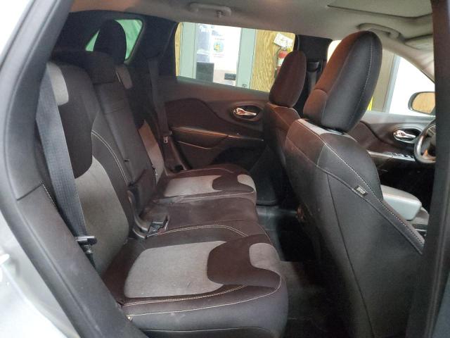 Photo 11 from auction – 2015 JEEP CHEROKEE S with VIN 1C4PJLAB9FW676661