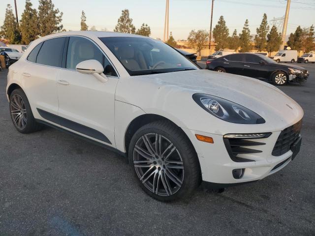 Photo 4 from auction – 2016 PORSCHE MACAN S with VIN WP1AB2A50GLB45518