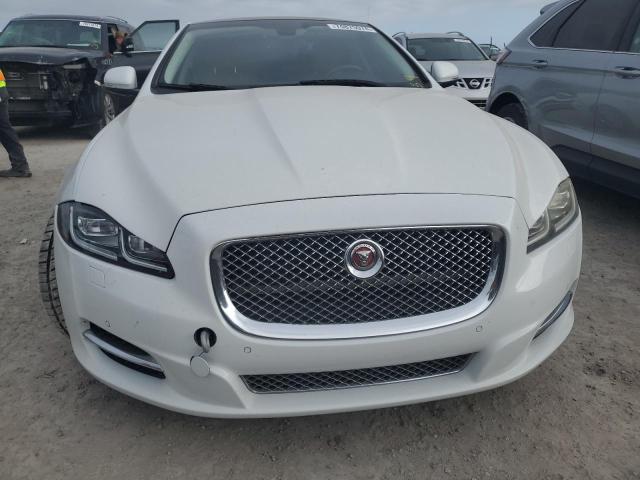 Photo 5 from auction – 2017 JAGUAR XJ with VIN SAJWJ1CD7H8W03828