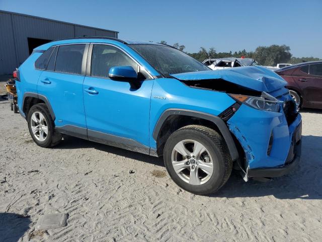 Photo 4 from auction – 2019 TOYOTA RAV4 XLE with VIN JTMRWRFV7KD020173