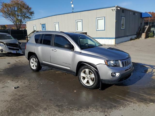 Photo 4 from auction – 2015 JEEP COMPASS SP with VIN 1C4NJDBB7FD393148
