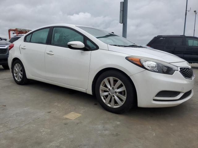 Photo 4 from auction – 2015 KIA FORTE LX with VIN KNAFX4A6XF5398522