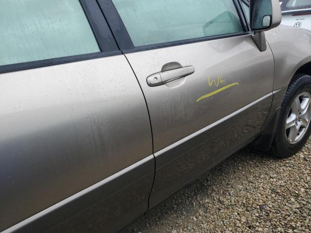 Photo 13 from auction – 2000 LEXUS RX 300 with VIN JT6HF10U4Y0131929