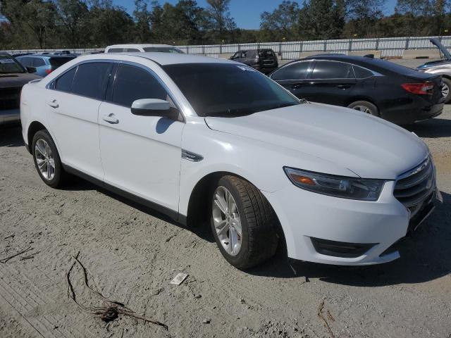 Photo 4 from auction – 2013 FORD TAURUS SEL with VIN 1FAHP2E81DG176552