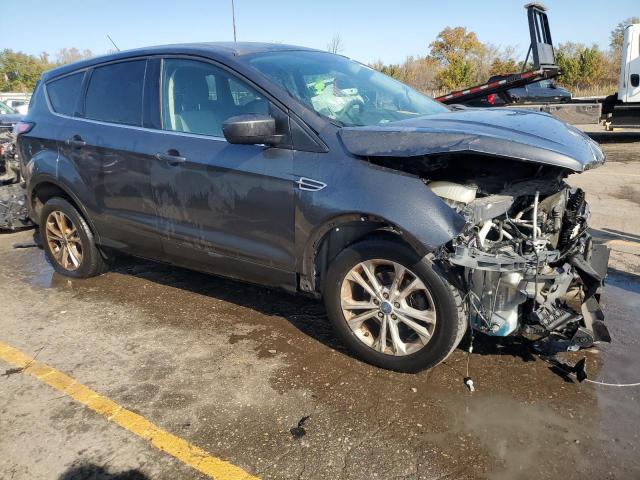 Photo 4 from auction – 2017 FORD ESCAPE SE with VIN 1FMCU0GD2HUD39563